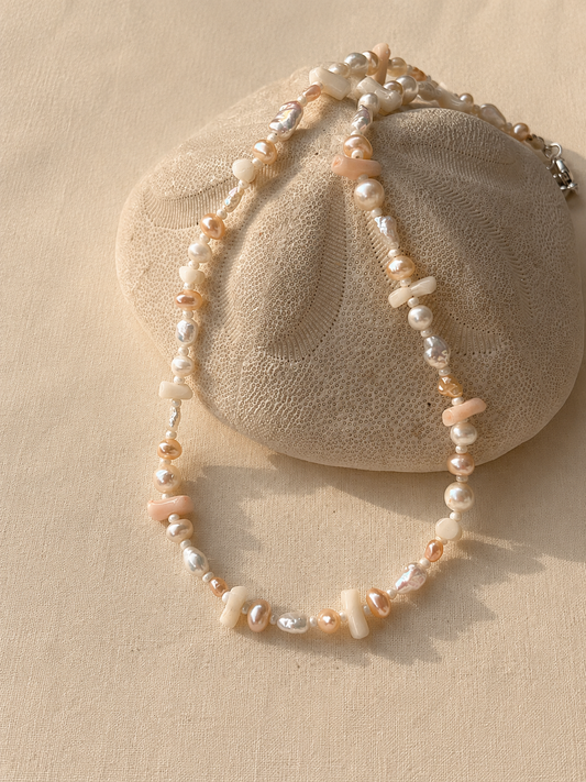 „Coraline“ Necklace